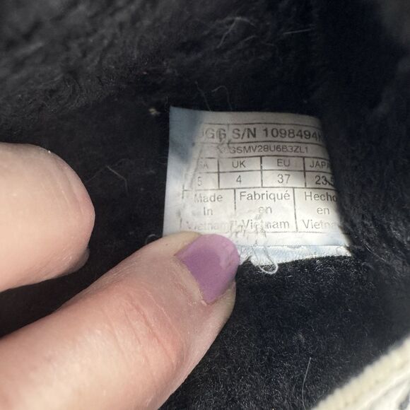 UGG FLUFF YEAH SLIDE BLACK MOCASSIN SLIP ON SANDAL US 5 - Picture 5 of 7